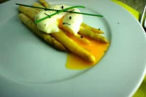 asparago bianco